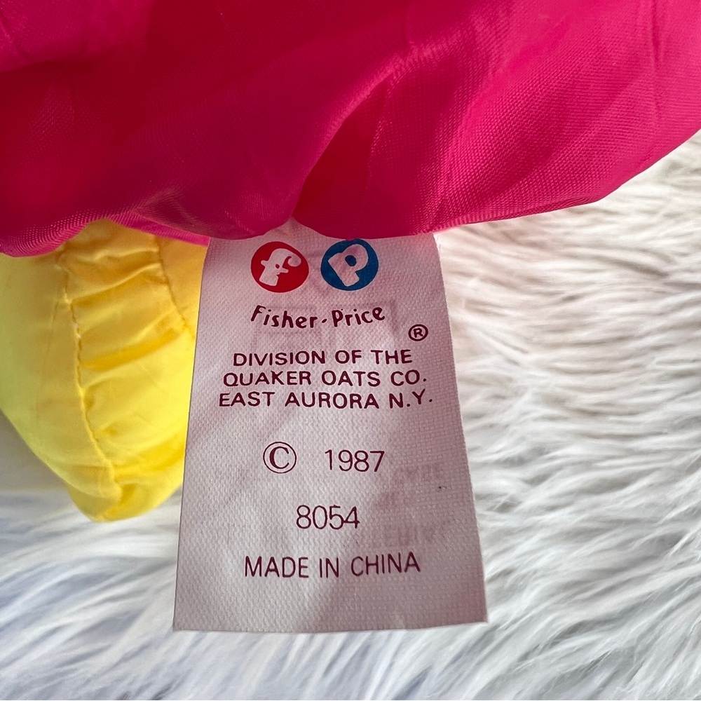 Fisher-Price Puffalump Pink and Yellow Parrot Plush 1987 - Picture 2 of 7